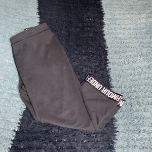 Under Armour cropped leggings